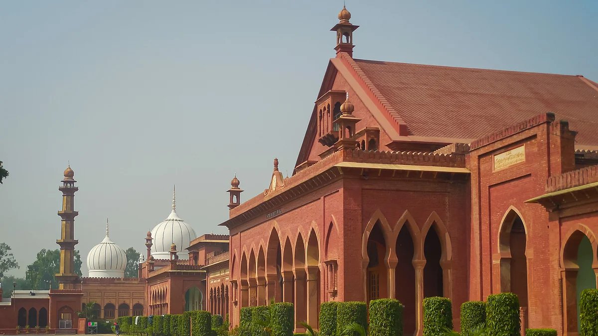 Jaipur to Aligarh Taxi Service